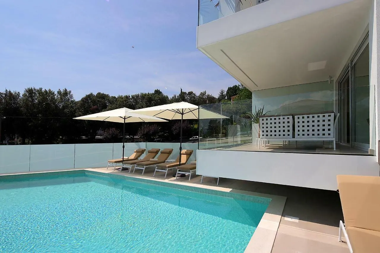 Stylish Apartment 100 M From The Beach Opatija 0*,